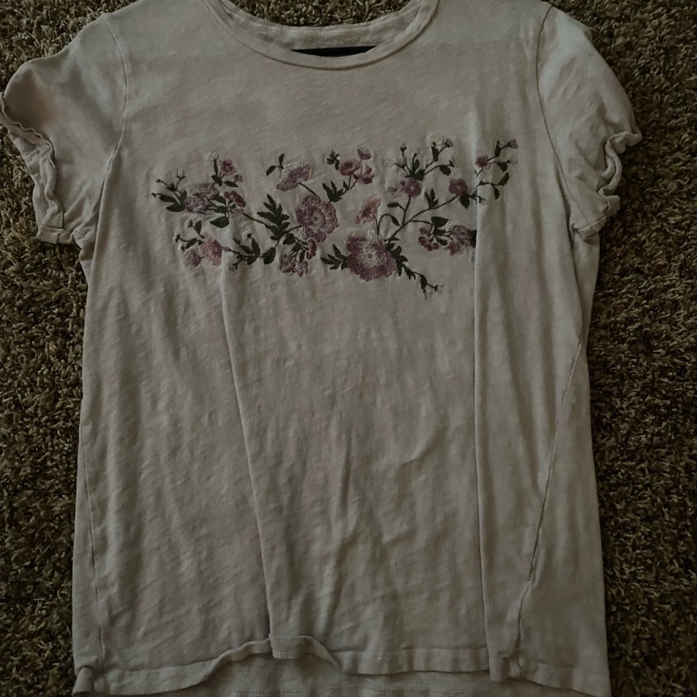 American Eagle pink flowered shirt